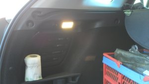 Kofferraum LED Panel-kl.jpg